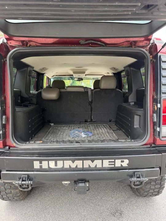 2005 Hummer Hummer H2 - Image 17 of 19