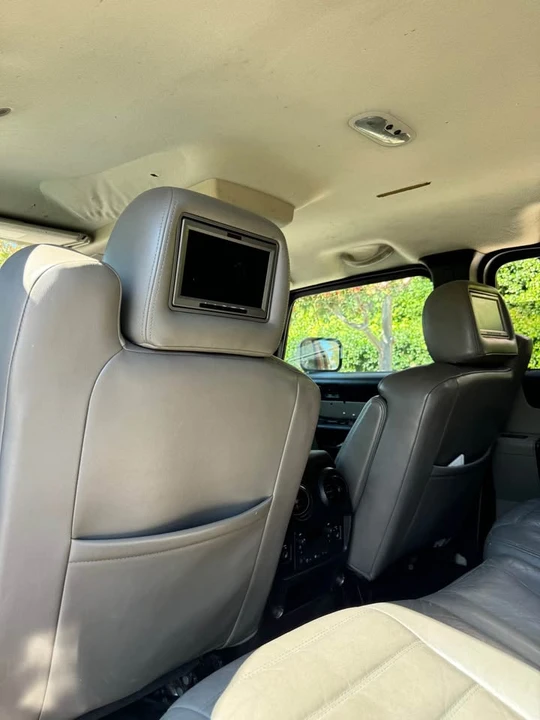 2005 Hummer Hummer H2 - Image 9 of 11
