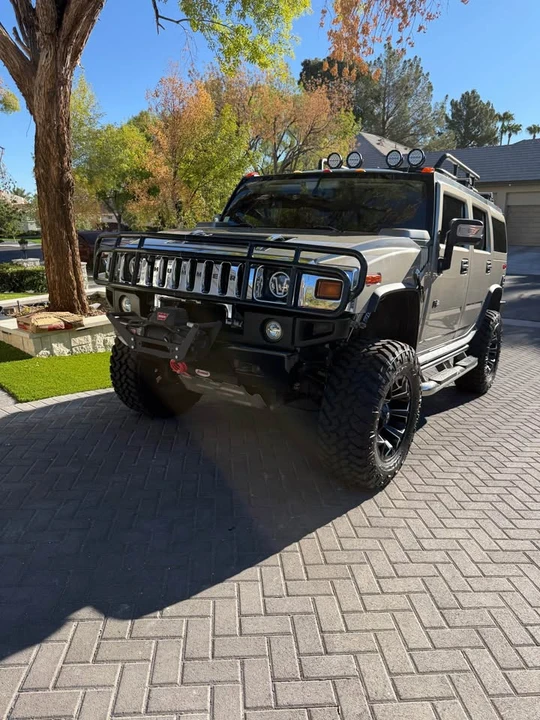 2005 Hummer Hummer H2 - Image 2 of 15