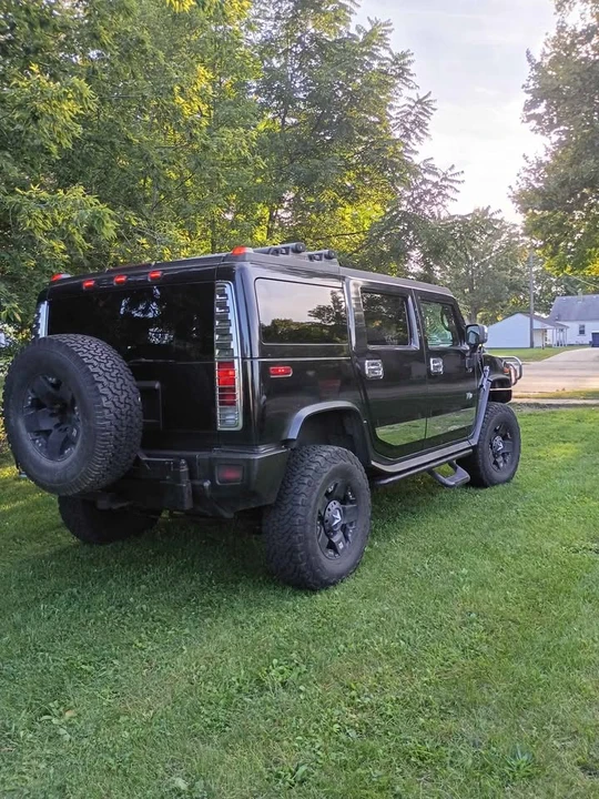 2005 Hummer Hummer H2 - Image 3 of 8