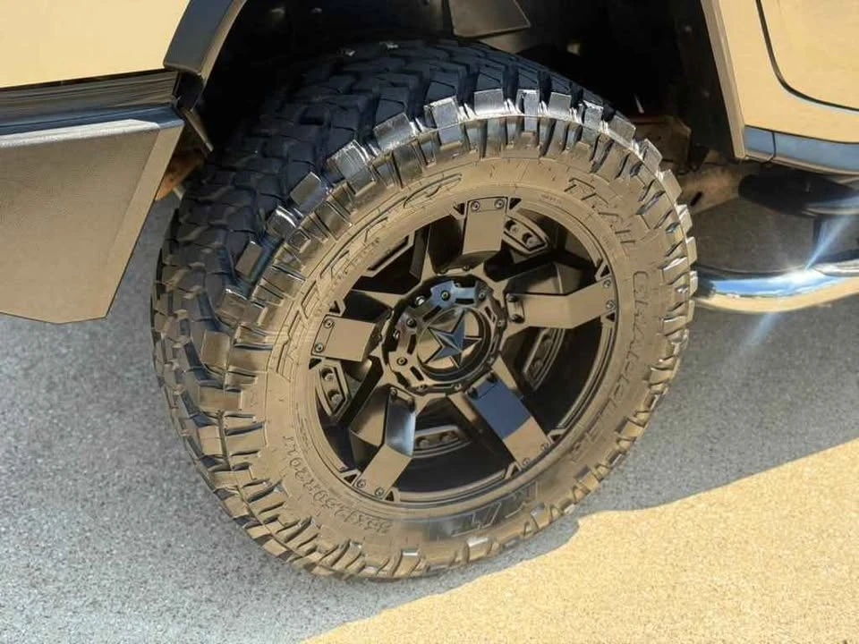 2005 Hummer Hummer H2 - Image 18 of 18