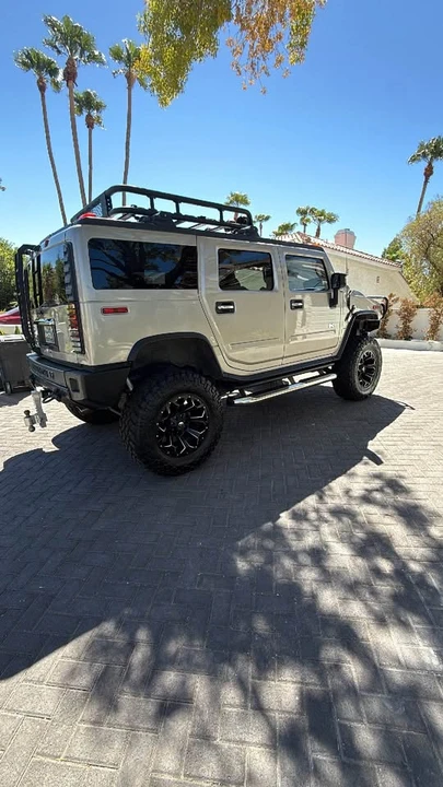 2005 Hummer Hummer H2 - Image 10 of 15