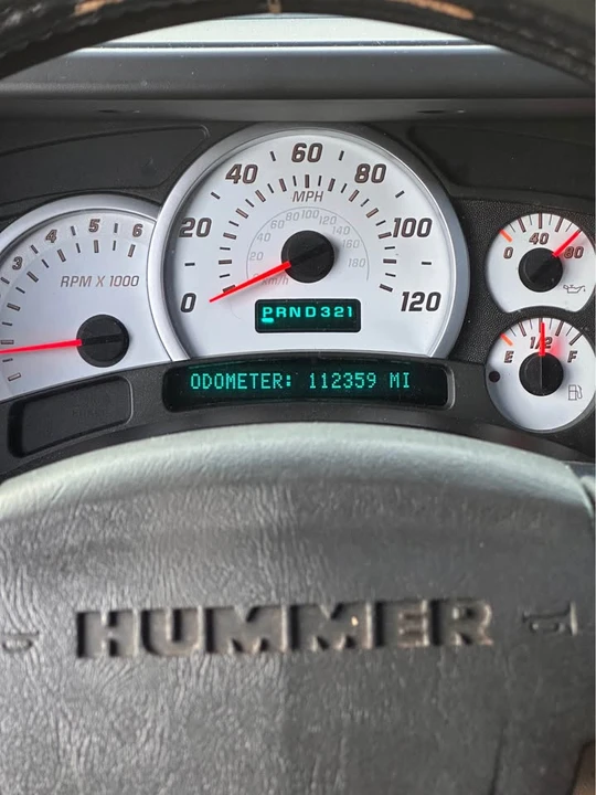 2005 Hummer Hummer H2 - Image 6 of 11