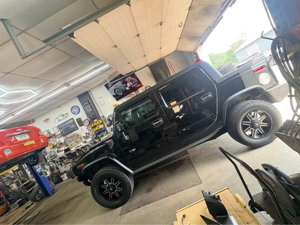 2005 Hummer Hummer H2 - Image 10 of 10