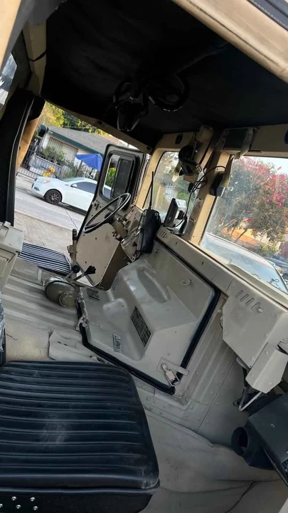 2005 Hummer HMMWV - Image 10 of 10