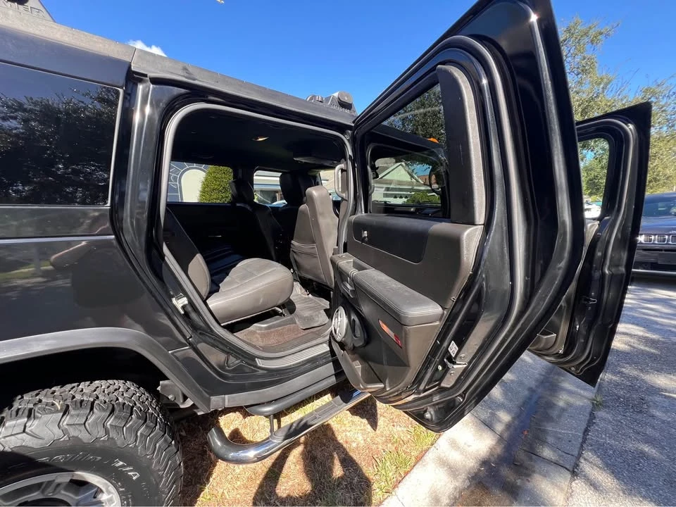 2005 Hummer Hummer H2 - Image 15 of 19