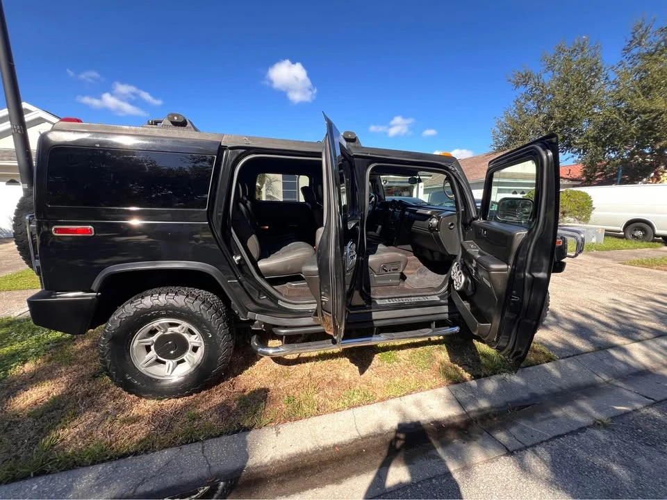 2005 Hummer Hummer H2 - Image 18 of 19