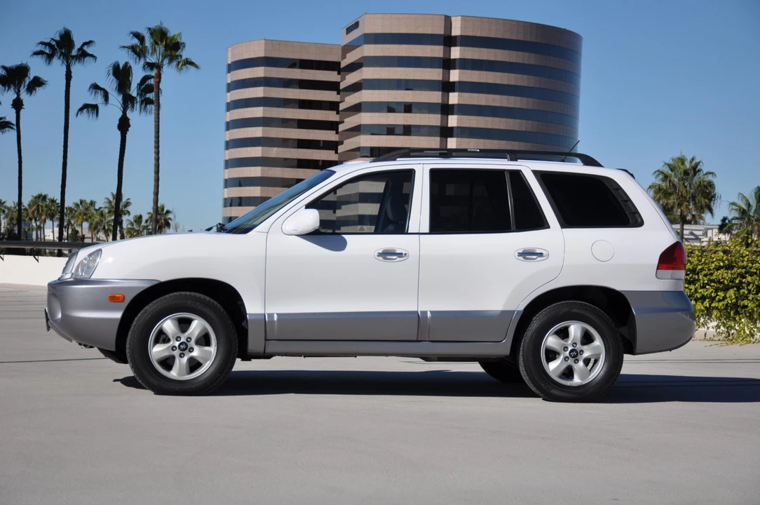 2005 Hyundai Santa Fe - Image 5 of 31