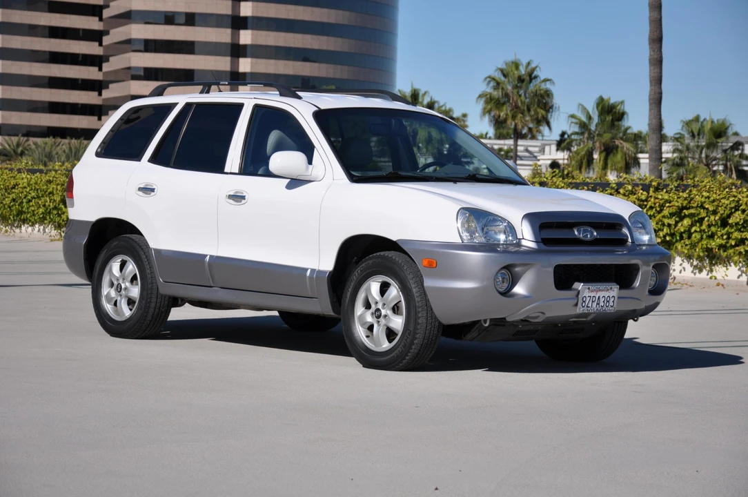 2005 Hyundai Santa Fe - Image 12 of 31