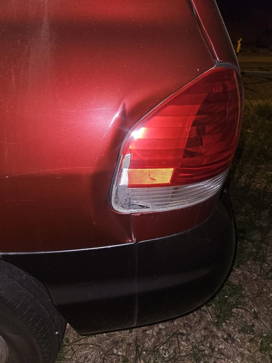 2005 Hyundai Santa Fe - Image 8 of 11