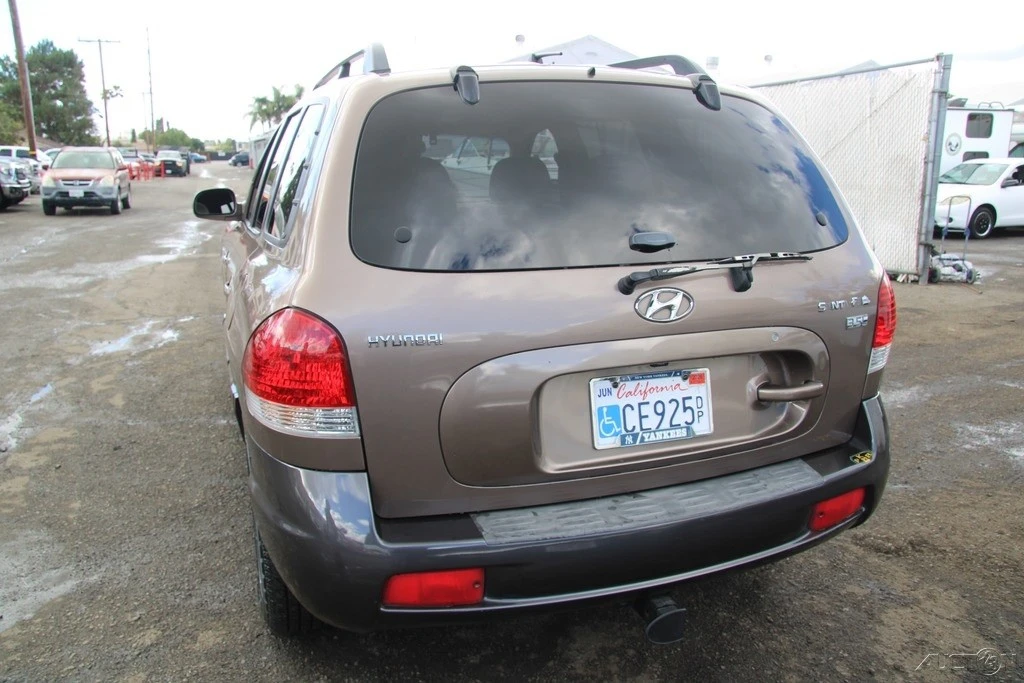 2005 Hyundai Santa Fe - Image 5 of 21