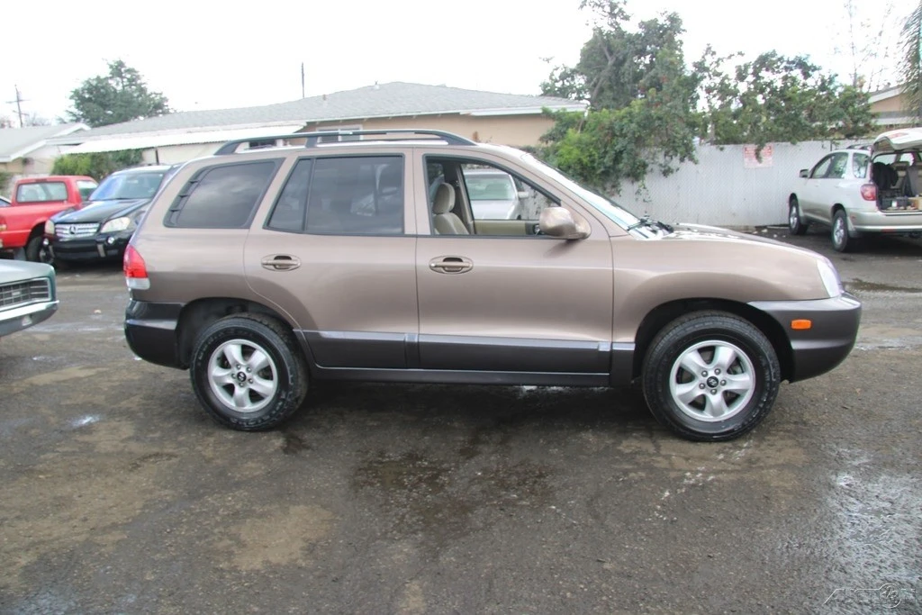 2005 Hyundai Santa Fe - Image 7 of 21