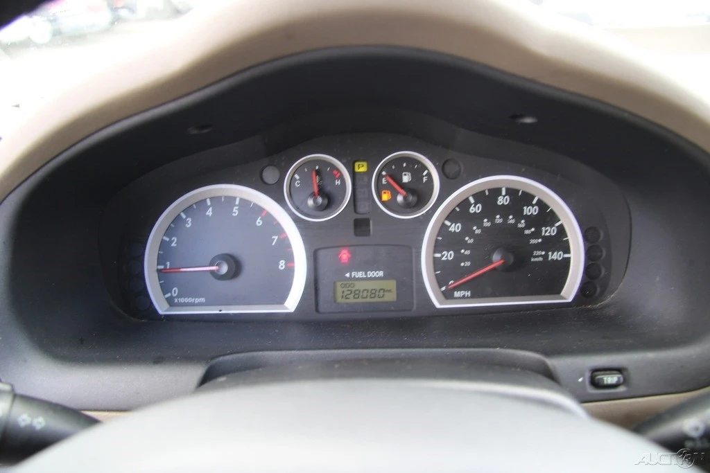 2005 Hyundai Santa Fe - Image 14 of 21