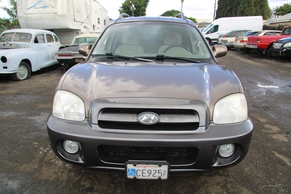 2005 Hyundai Santa Fe - Image 9 of 21