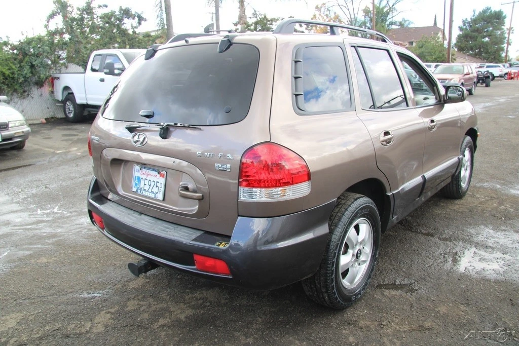 2005 Hyundai Santa Fe - Image 6 of 21