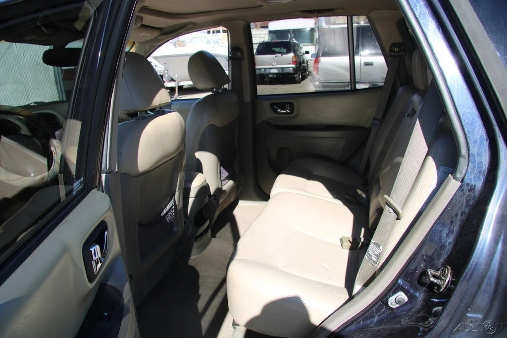 2005 Hyundai Santa Fe - Image 21 of 21
