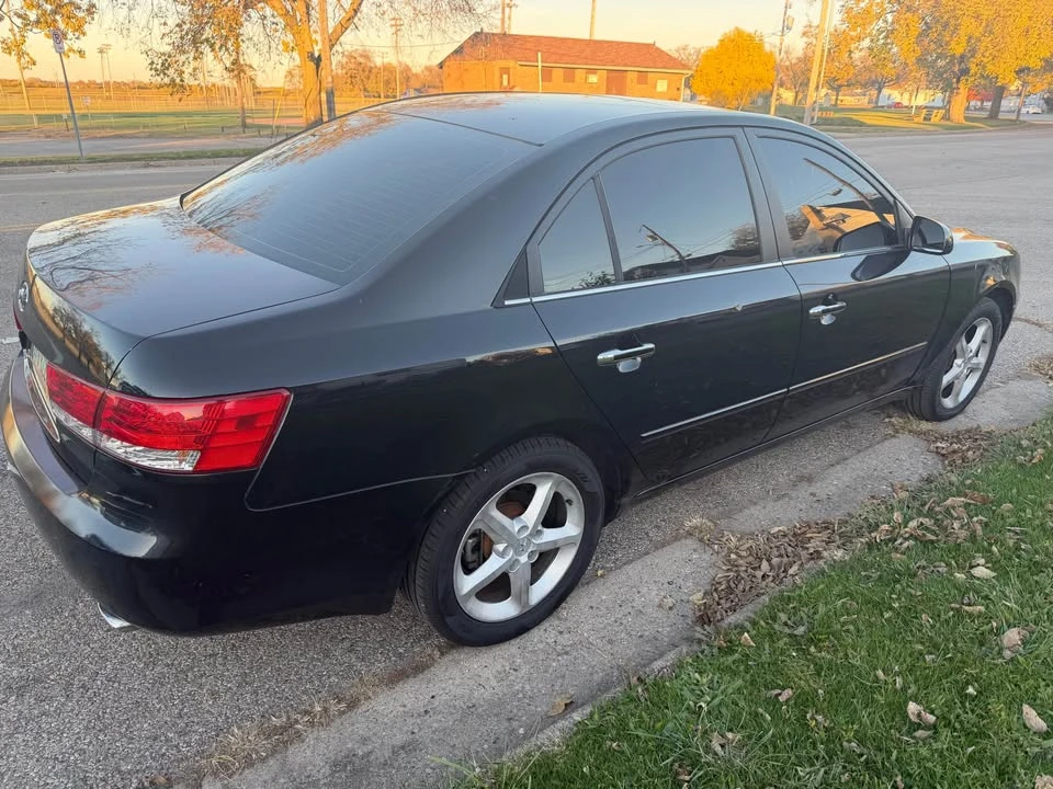 2005 Hyundai Sonata - Image 3 of 7