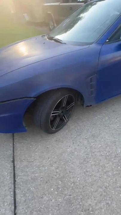 2005 Hyundai Tiburon - Image 2 of 2