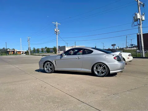2005 Hyundai Tiburon GT