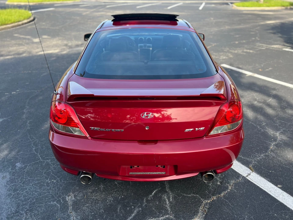 2005 Hyundai Tiburon - Image 19 of 31