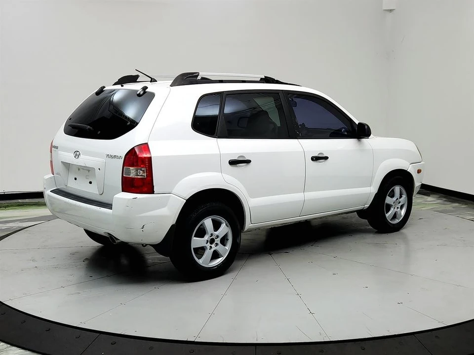 2005 Hyundai Tucson - Image 5 of 21