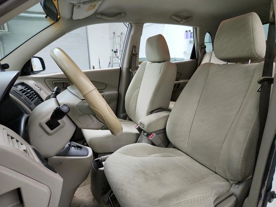 2005 Hyundai Tucson - Image 14 of 21