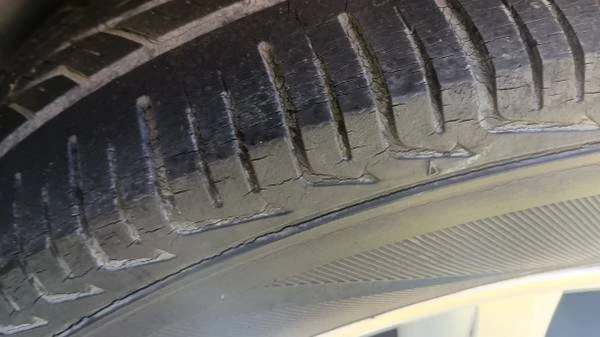 2005 Hyundai Tucson - Image 12 of 13