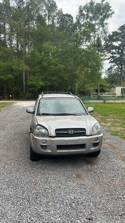 2005 Hyundai Tucson - Image 6 of 6