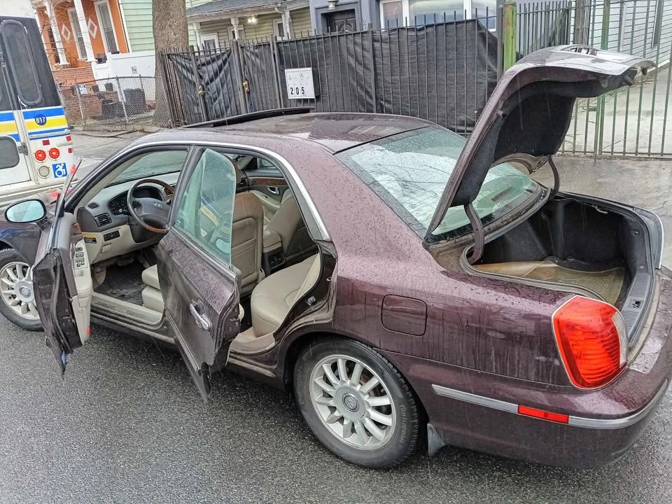 2005 Hyundai Azera - Image 6 of 7