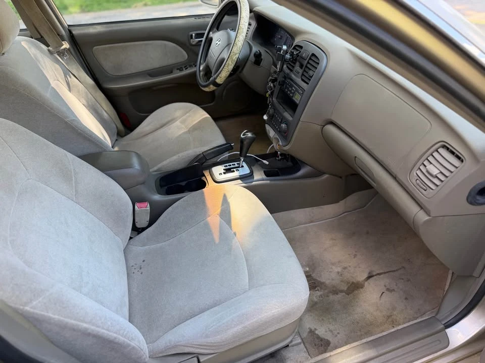 2005 Hyundai Sonata - Image 9 of 12