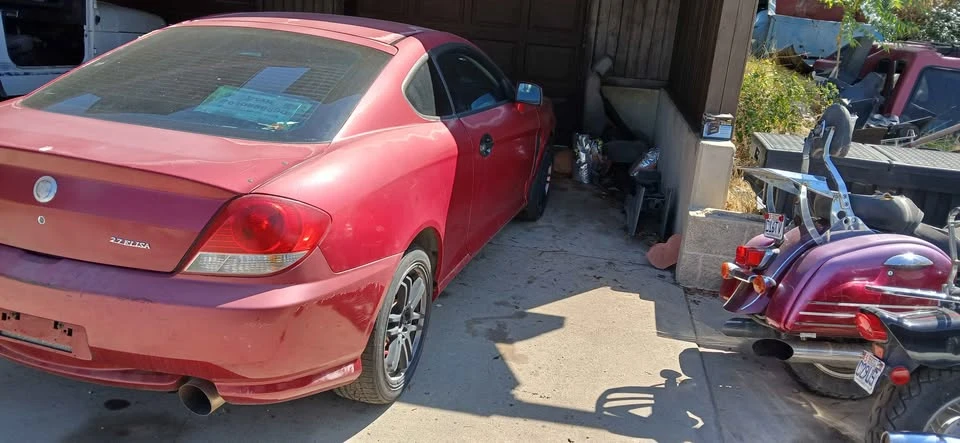 2005 Hyundai Tiburon - Image 6 of 8