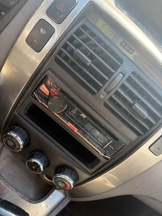 2005 Hyundai Tucson - Image 7 of 8