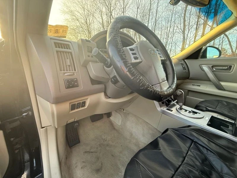2005 Infiniti FX 1st Gen - Image 11 of 12