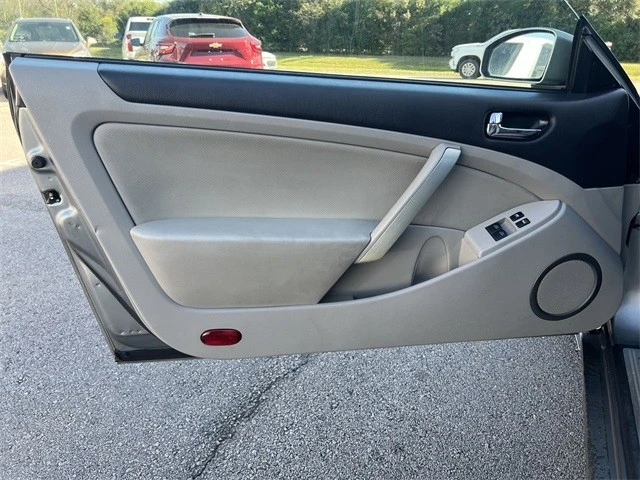 2005 Infiniti G35 3rd Gen - Image 19 of 21