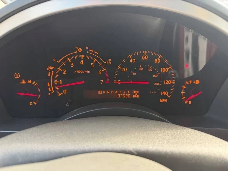 2005 Infiniti QX80 - Image 2 of 21