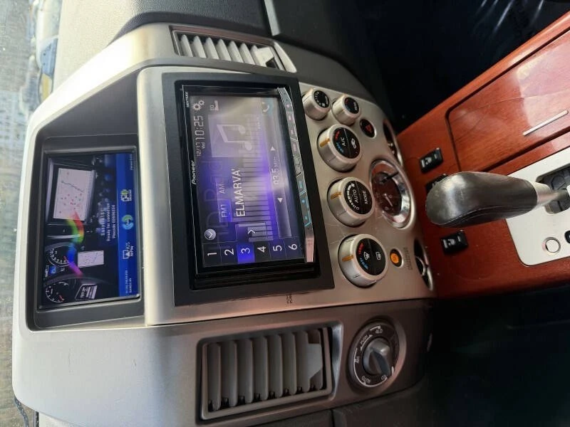 2005 Infiniti QX80 - Image 4 of 21