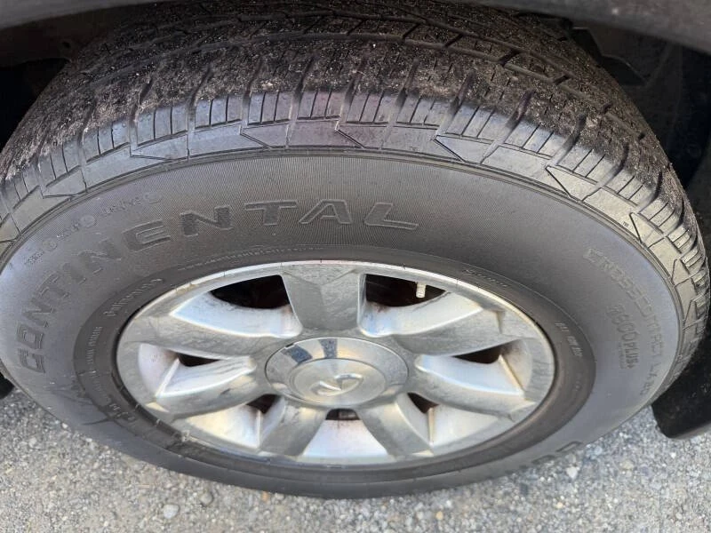 2005 Infiniti QX80 - Image 17 of 21