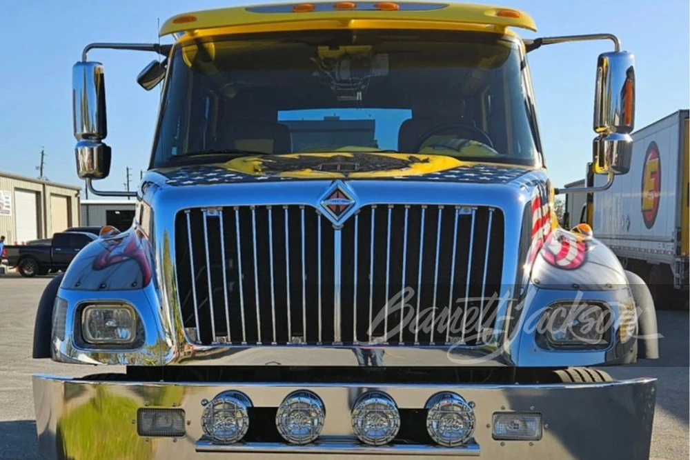 2005 International Harvester XT - Image 13 of 15