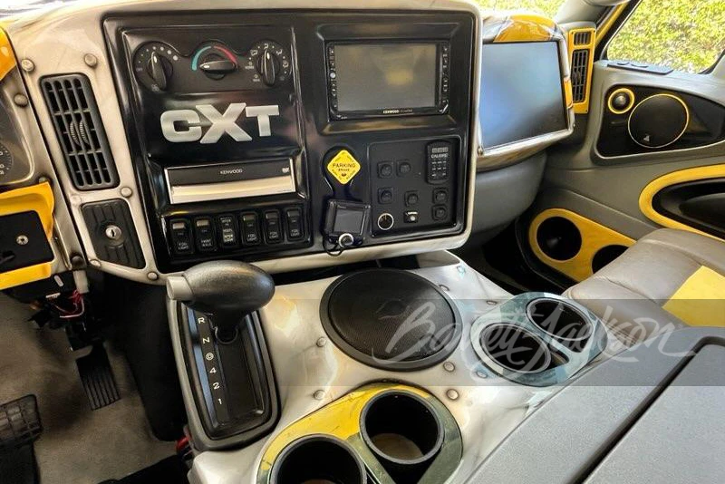 2005 International Harvester XT - Image 8 of 15