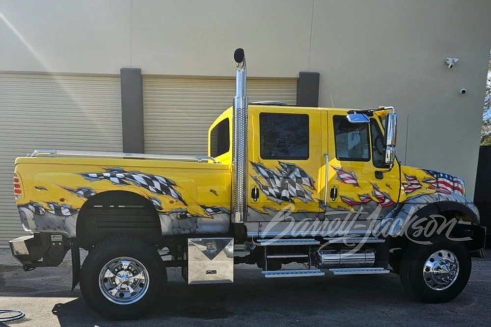 2005 International Harvester XT - Image 5 of 15