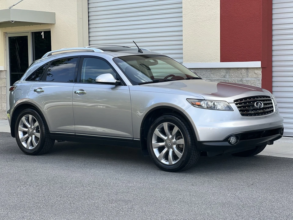 2005 Infiniti FX 1st Gen - Image 12 of 31