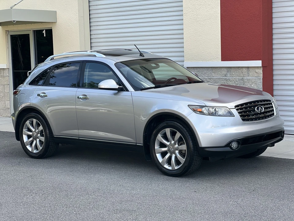 2005 Infiniti FX 1st Gen - Image 13 of 31