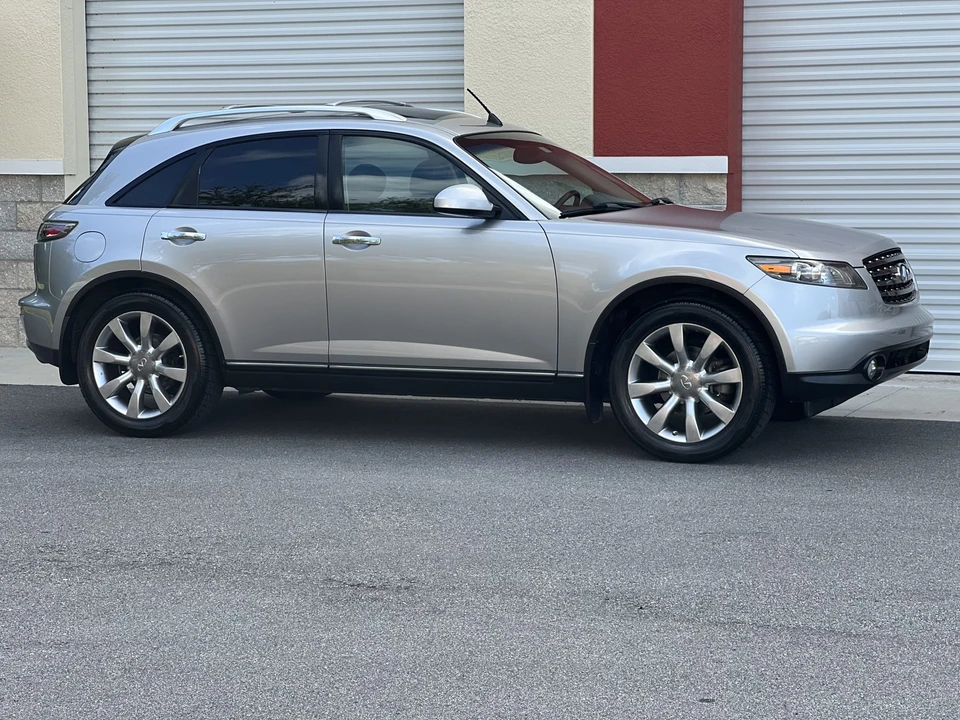 2005 Infiniti FX 1st Gen - Image 14 of 31