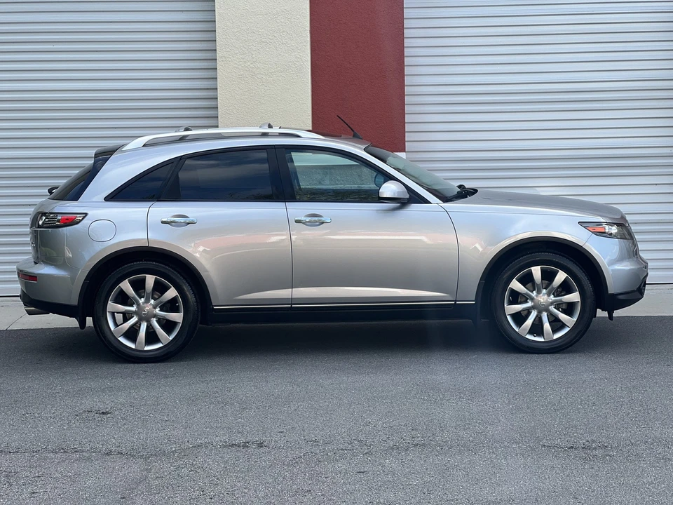 2005 Infiniti FX 1st Gen - Image 17 of 31