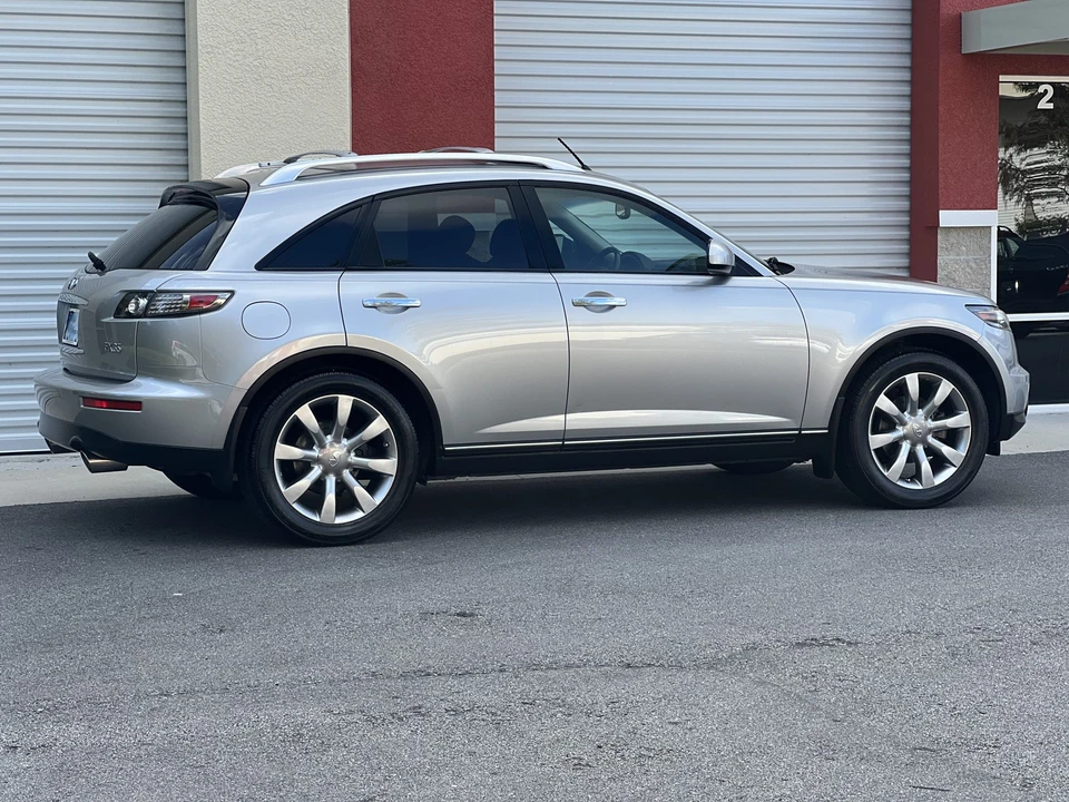 2005 Infiniti FX 1st Gen - Image 18 of 31