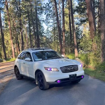2005 Infiniti FX35