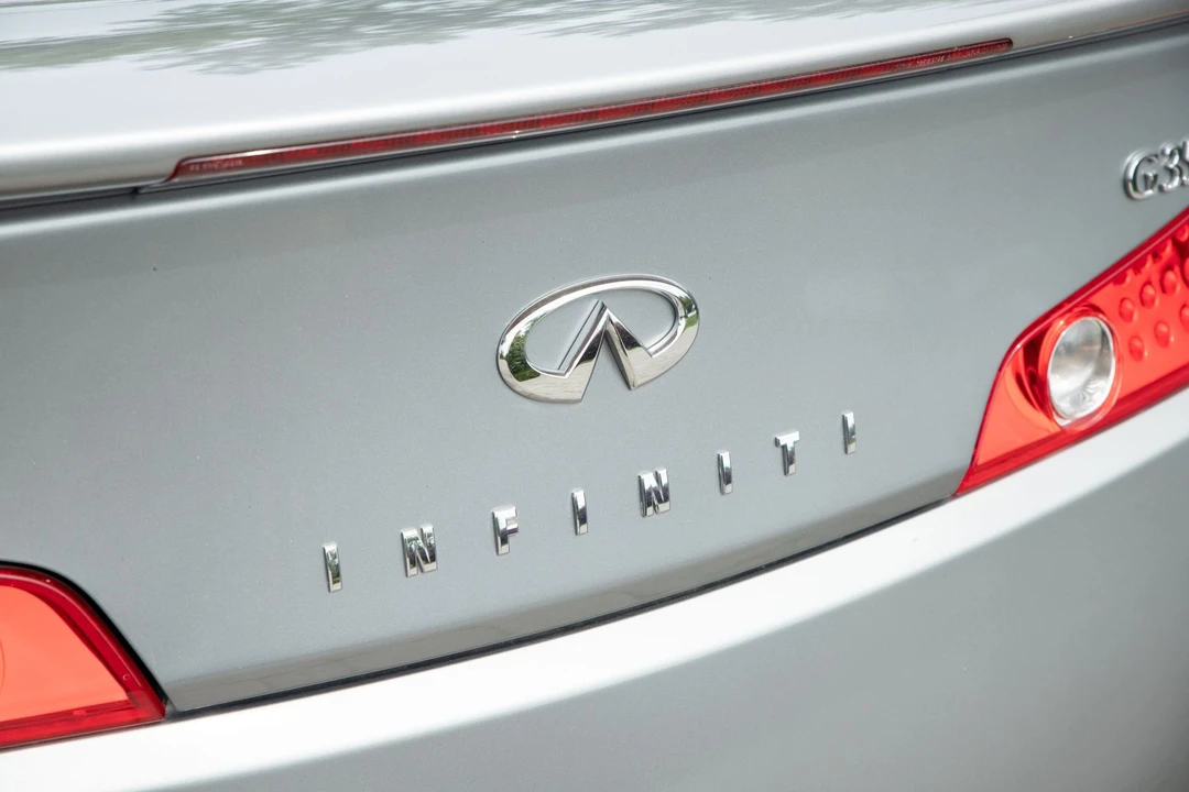 2005 Infiniti G35 3rd Gen - Image 25 of 31