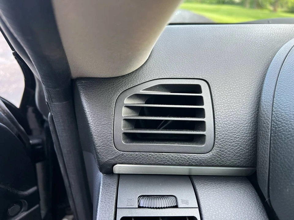 2005 Infiniti G35 3rd Gen - Image 19 of 24