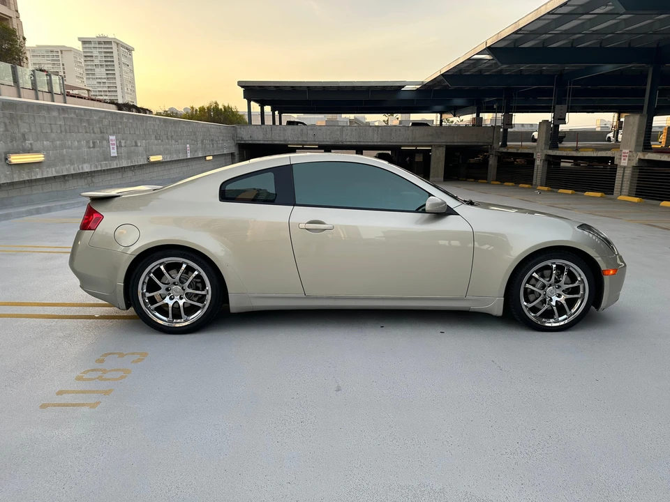 2005 Infiniti G35 3rd Gen - Image 17 of 31
