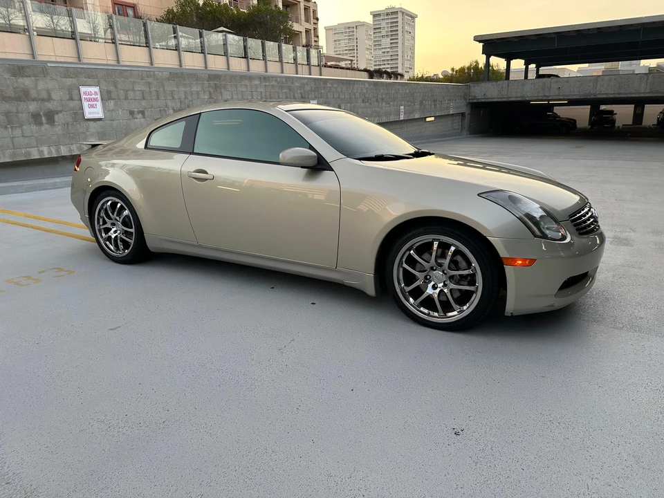 2005 Infiniti G35 3rd Gen - Image 19 of 31